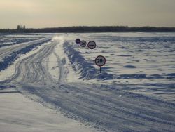 Томские дорожники оборудуют 19 ледовых переправ в семи муниципалитетах