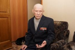 Ветеран Великой Отечественной войны Владимир Грохотов отметил свой 90-летний юбилей