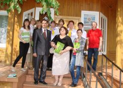 Компания «Томскнефть» ВНК подарила библиотекам района сертификат на  300 тысяч рублей